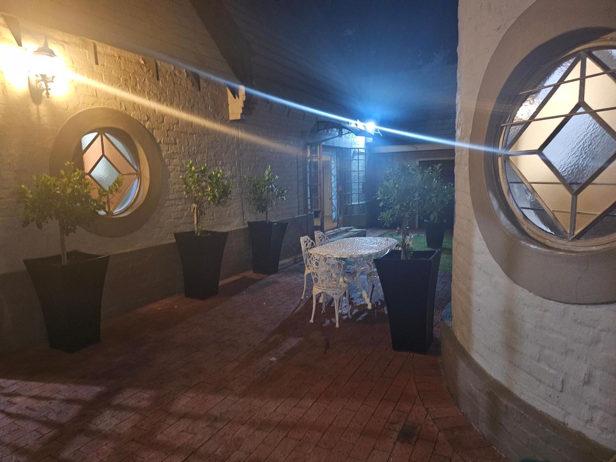 Castle Home Centurion Bagian luar foto