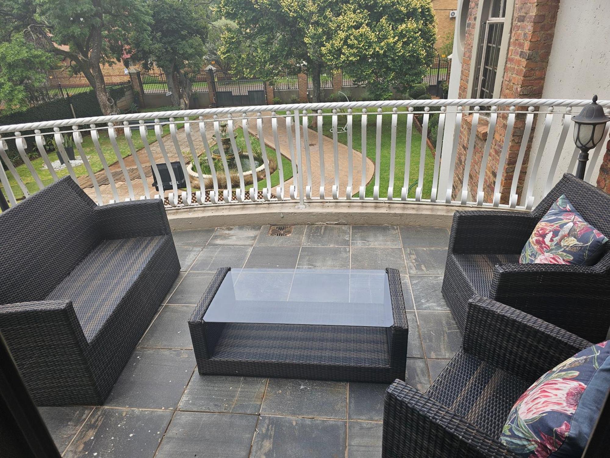 Castle Home Centurion Bagian luar foto