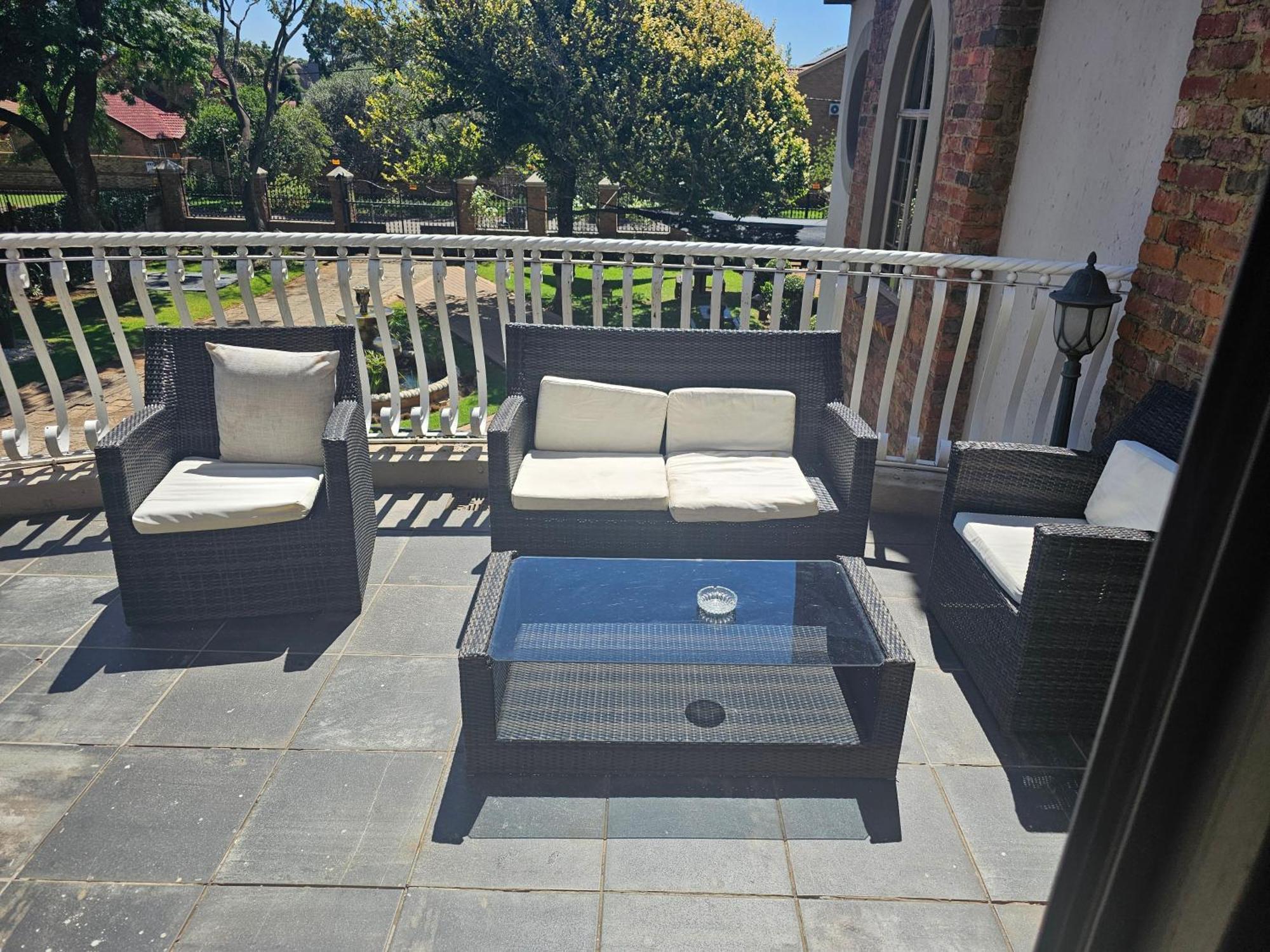 Castle Home Centurion Bagian luar foto